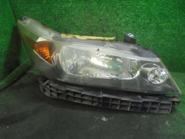Right Headlight HONDA Stream 2006 DBA-RN6