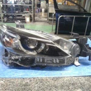 Right Headlight MAZDA Atenza 2017 LDA-GJ2FP G46N51031G