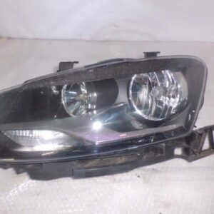 Left Headlight VOLKSWAGEN Polo 2009 ABA-6RCGG
