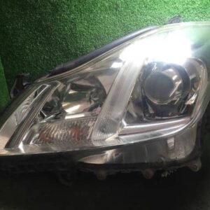 Left Headlight TOYOTA Crown 2009 DBA-GRS200