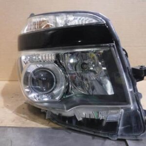 Right Headlight TOYOTA Voxy 2012 DBA-ZRR75G 8111028E80