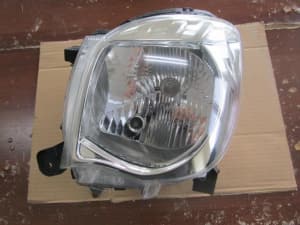 Left Headlight NISSAN Moco 2012 DBA-MG33S