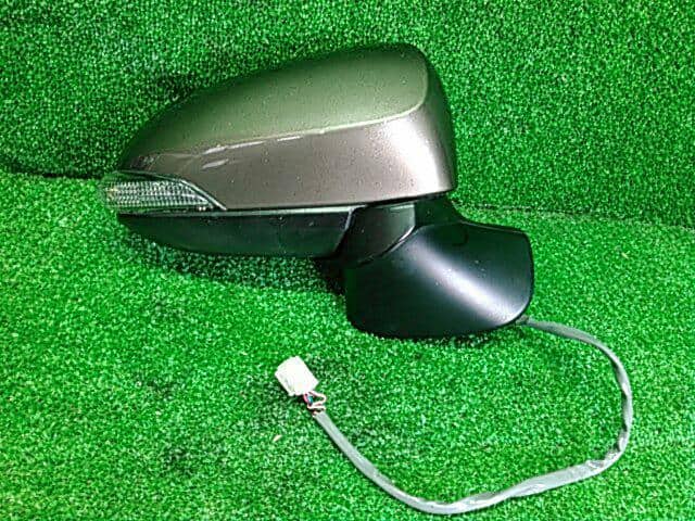 Right Side Mirror TOYOTA Corolla Fielder 2013 DBA-NZE161G