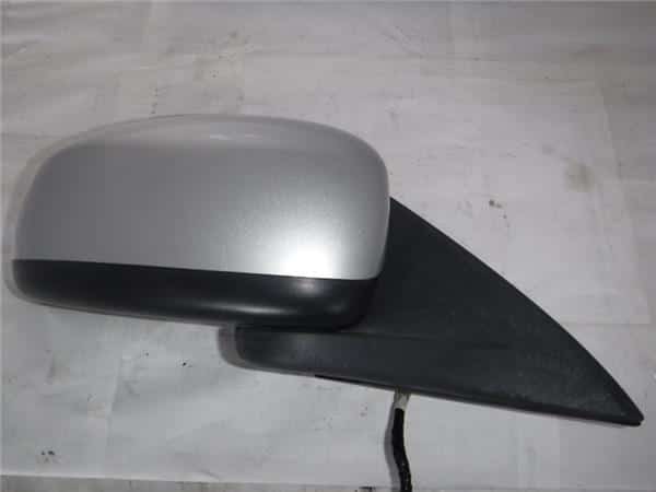 Right side mirror nissan bluebird