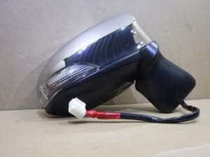 Right Side Mirror TOYOTA Spade 2014 DBA-NCP145